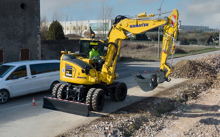 Nouvelle midi pelle mobile KOMATSU PW98MR-11