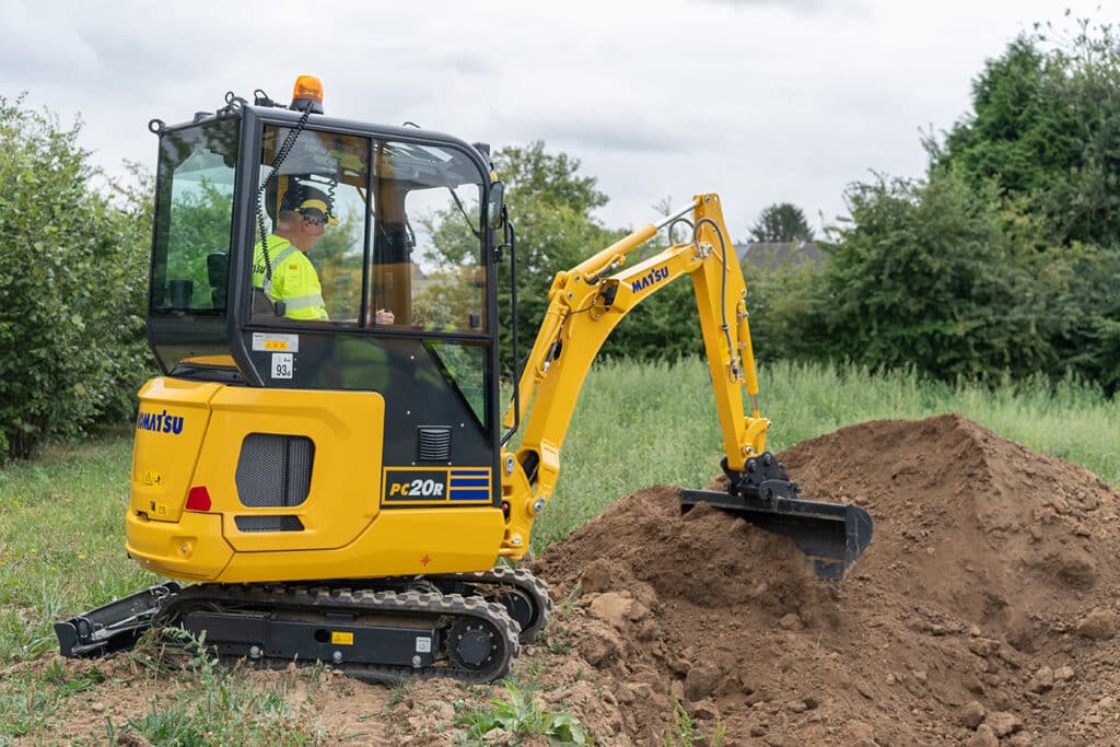 La gamme de mini-pelles s’élargit avec des machines Stage V développées pour l’Europe