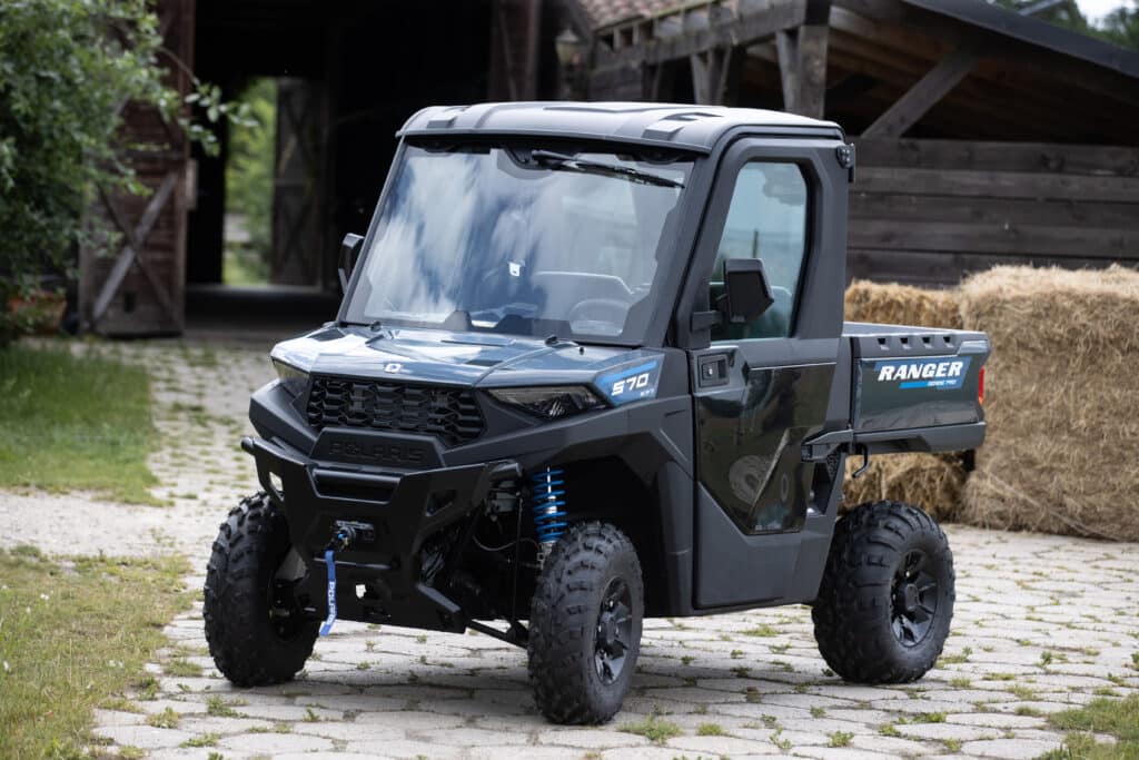 Un véhicule tout-terrain compact et puissant 2