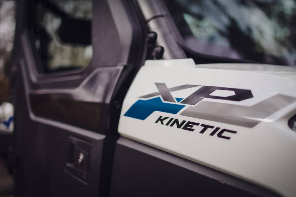 Un véhicule tout-terrain compact et puissant 1