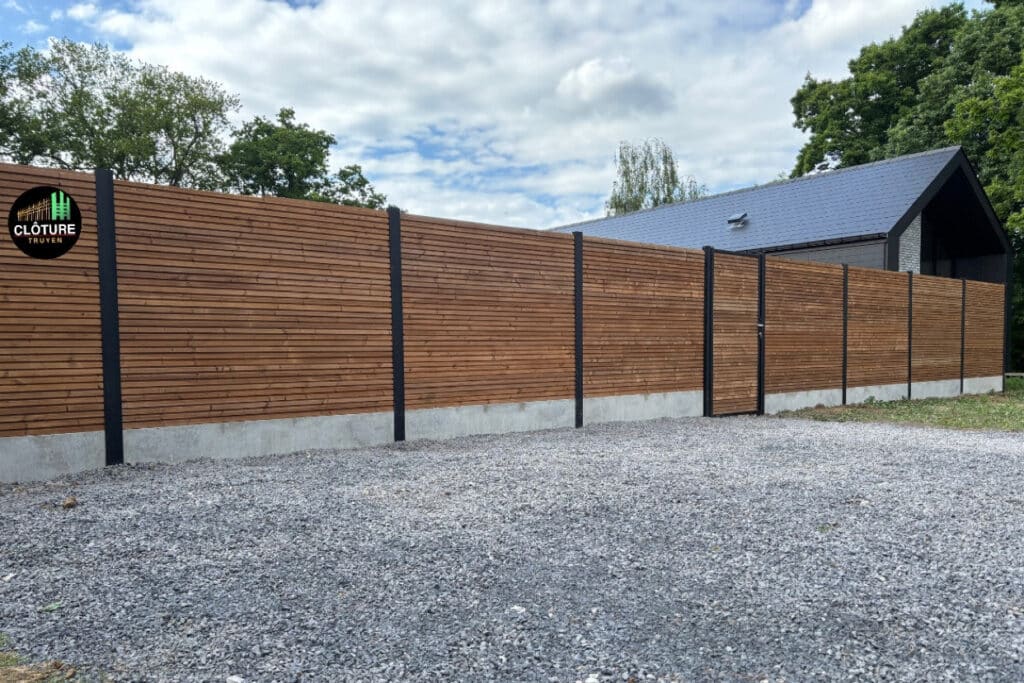 Clôture Truyen réalise un projet d'aménagement paysager durable avec les produits haut de gamme de Domspro 1