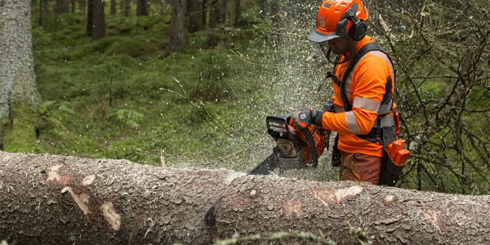 Nieuwe generatie professionele krachtige kettingzagen van Husqvarna