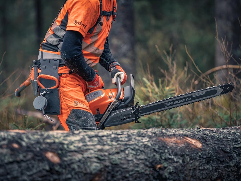 Husqvarna onthult nieuwe generatie professionele 90 cc-kettingzagen