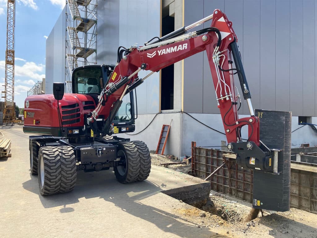 Nieuwe generatie compacte graafmachines op wielen met hoge prestaties