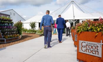 Nieuwe locatie verwelkomt bloeiende vakbeurs 11