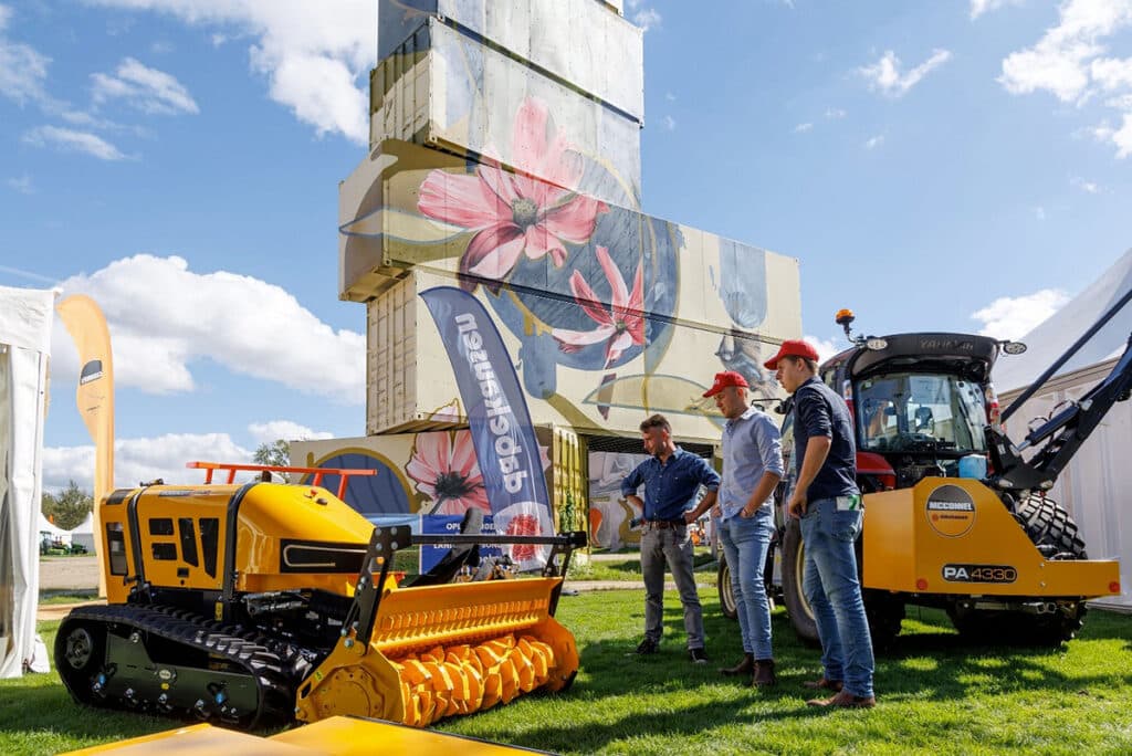 Demo Groen 2024: grootste Belgische openluchtdemo van materiaal voor groen, sportvelden en stadsreiniging