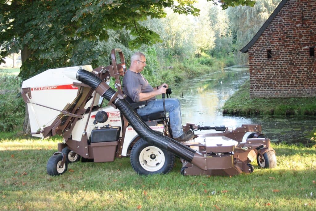 Lozeman Import biedt breed scala aan hoogwaardige tuin- en parkmachines