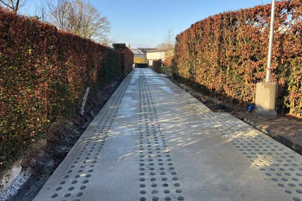 Drainix Traffic van Deschacht: duurzame waterdoorlatende verharding voor zwaar verkeer