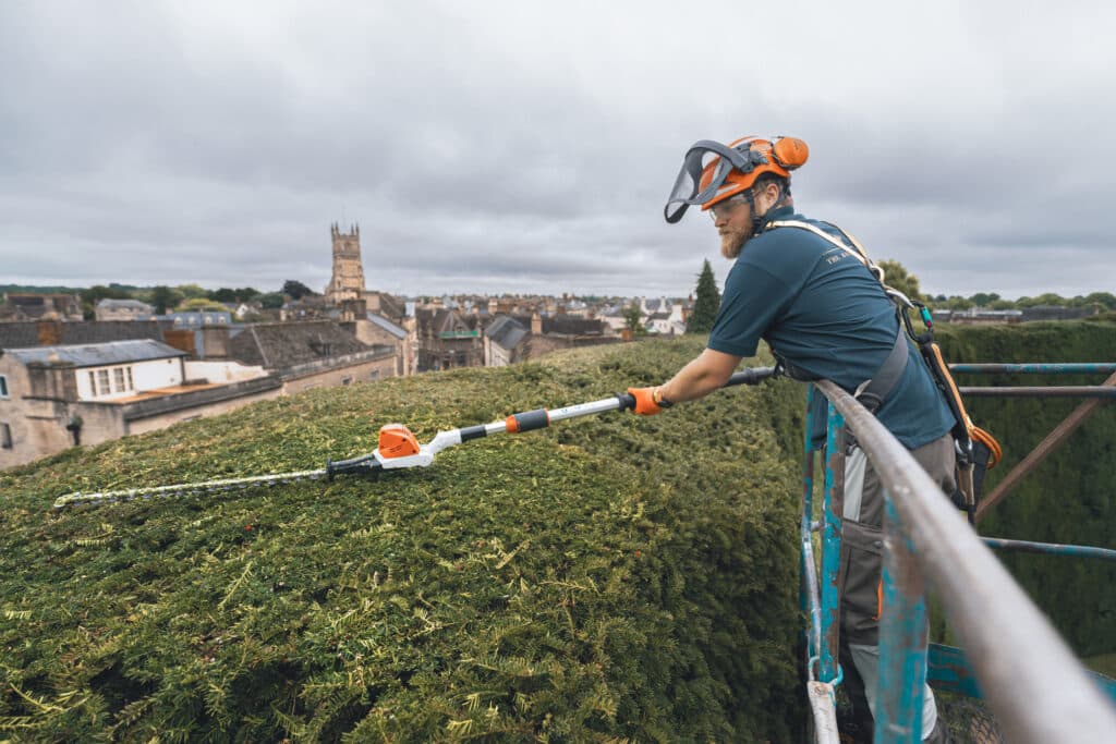 Een gezonde haag: praktijk en preventie met STIHL als groene partner