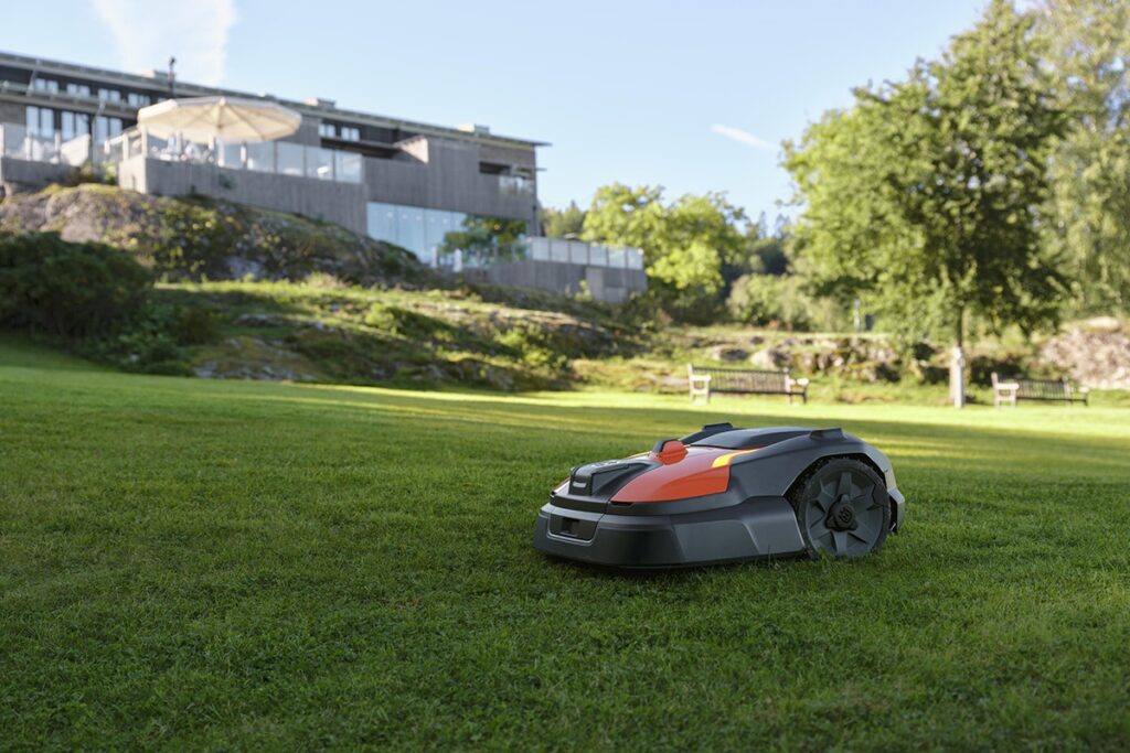 Husqvarna introduceert nieuwe Automower® 540 EPOS® 1