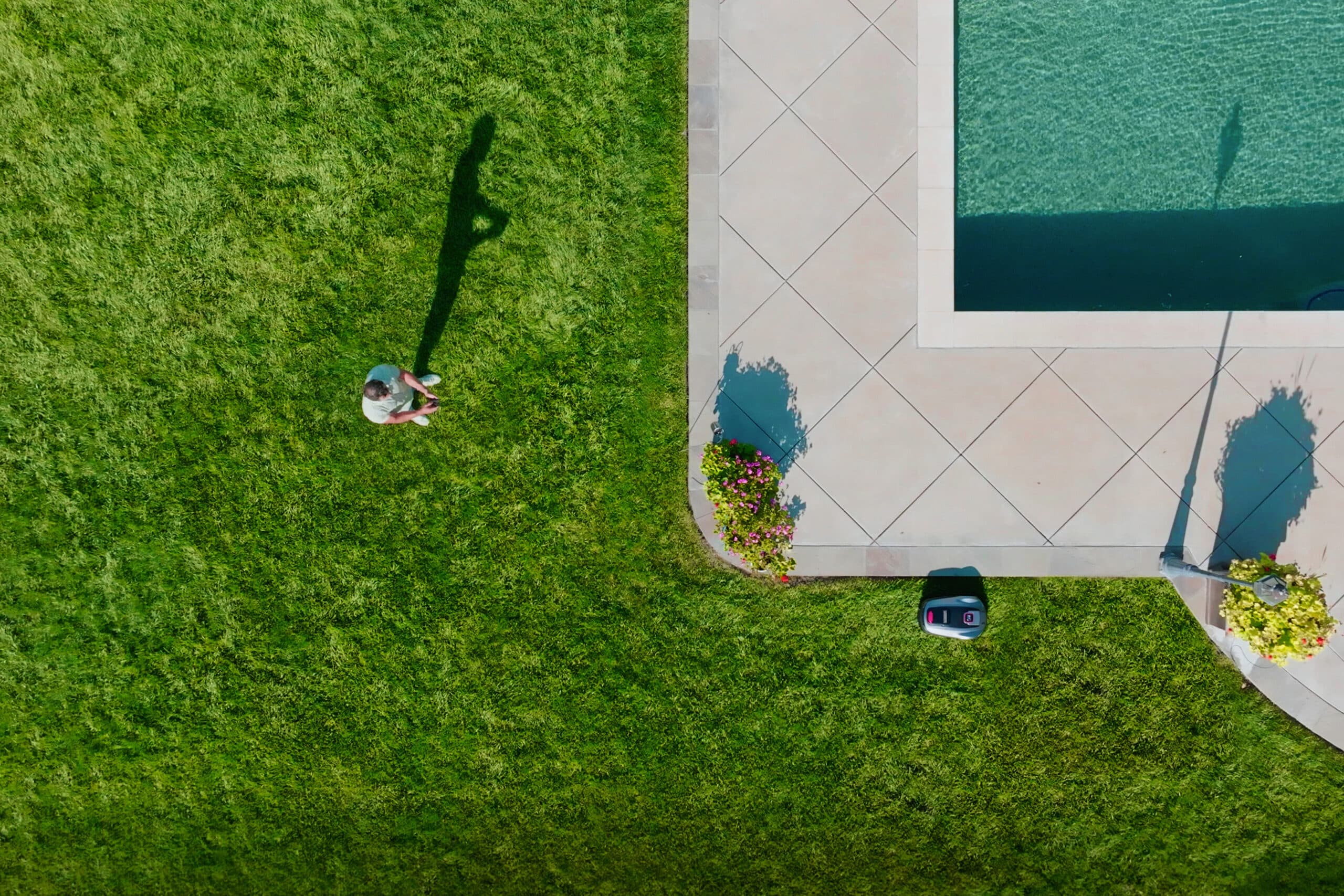 Deze robotmaaier grenst aan sciencefiction: ontdek de Sunseeker Elite 9