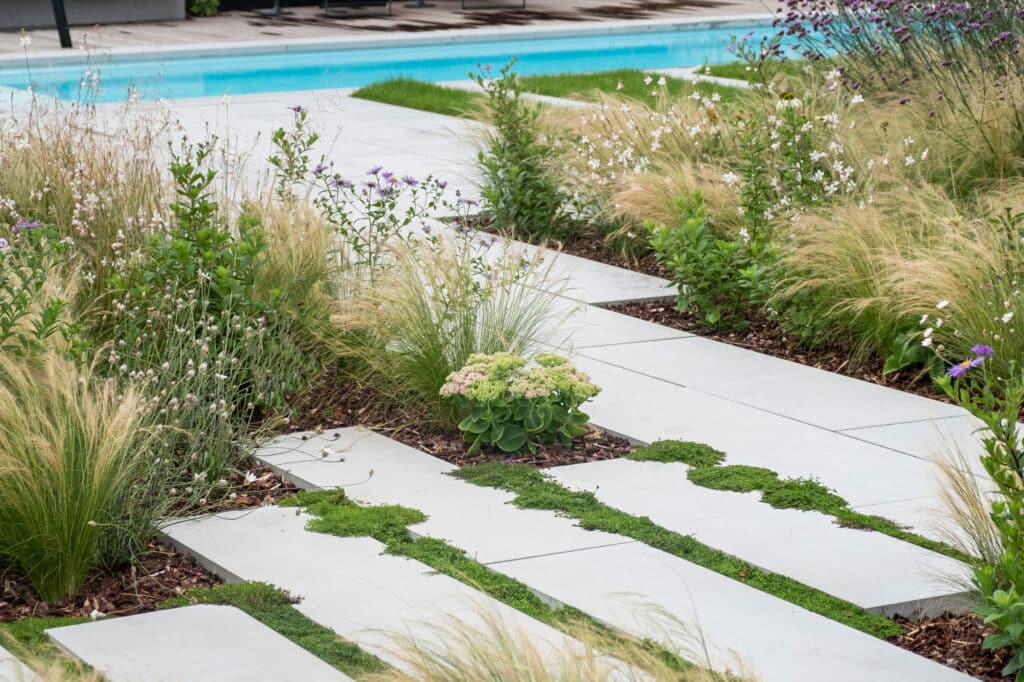 Met esthetisch prefabbeton tilt Betonal tuinontwerpen naar een hoger niveau 2