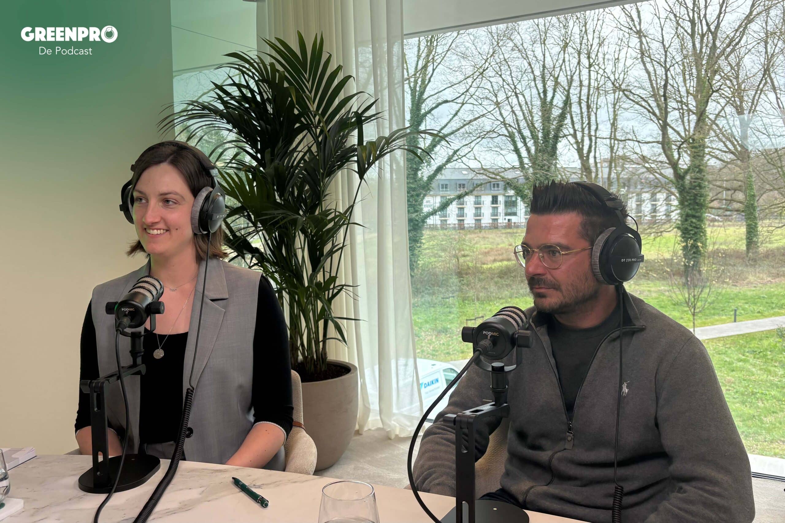 Waterdoorlatende verharding in de tuin: slimme oplossingen voor infiltratie, regelgeving en biodiversiteit  1