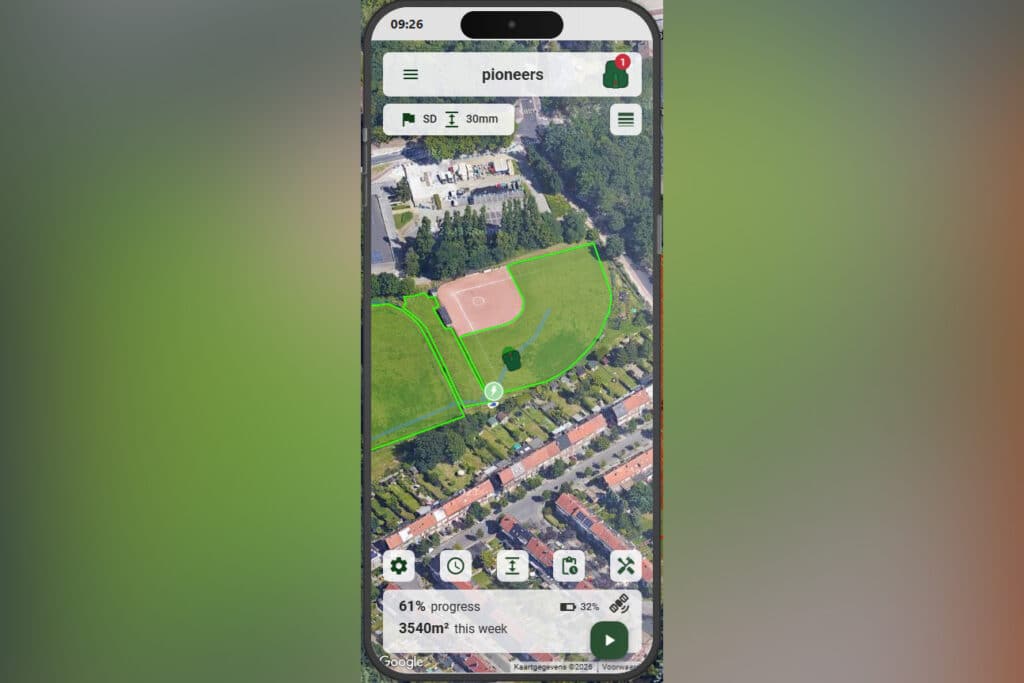Sportveld maaien met robot: 19.000 m² perfect gemaaid met GPS-RTK technologie bij honkbalploeg Hoboken Pioneers 2