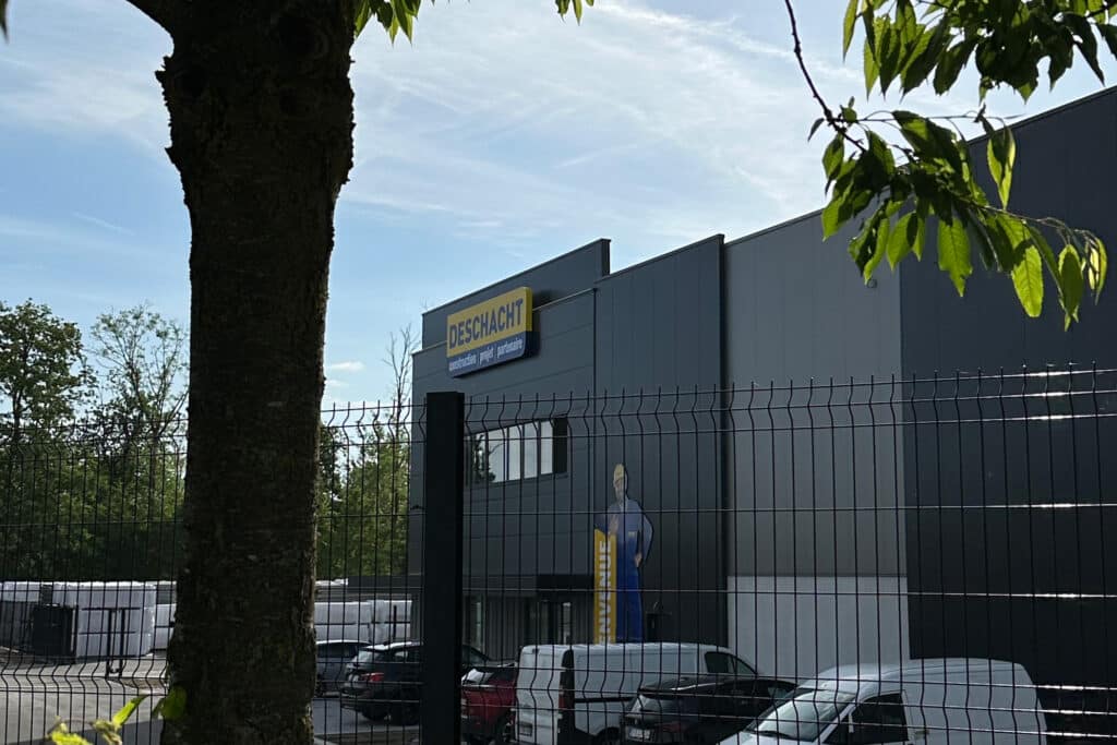 Deschacht opent twaalfde bouwshop in België, nu ook in Marche-en-Famenne 1
