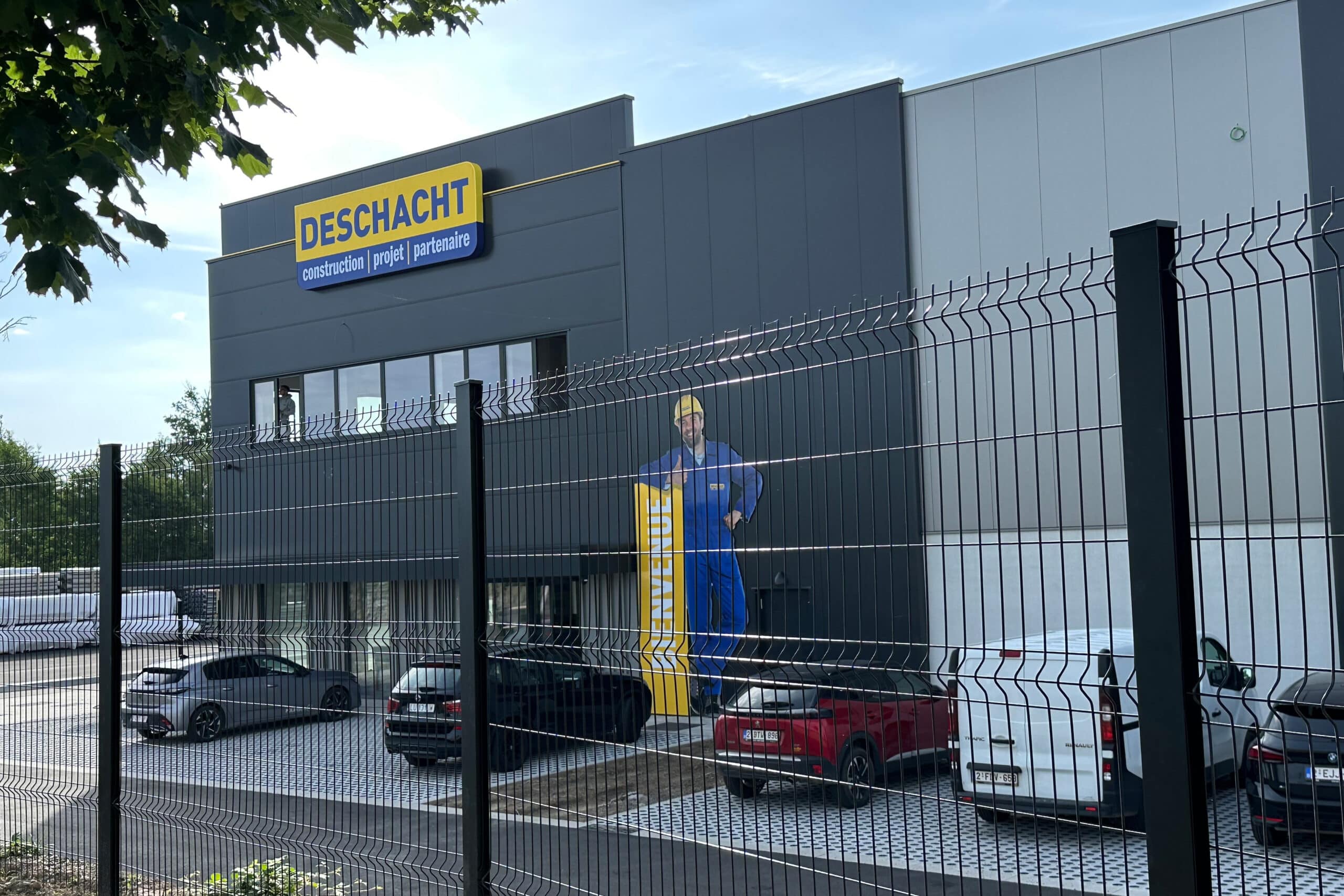 Deschacht opent twaalfde bouwshop in België, nu ook in Marche-en-Famenne 1