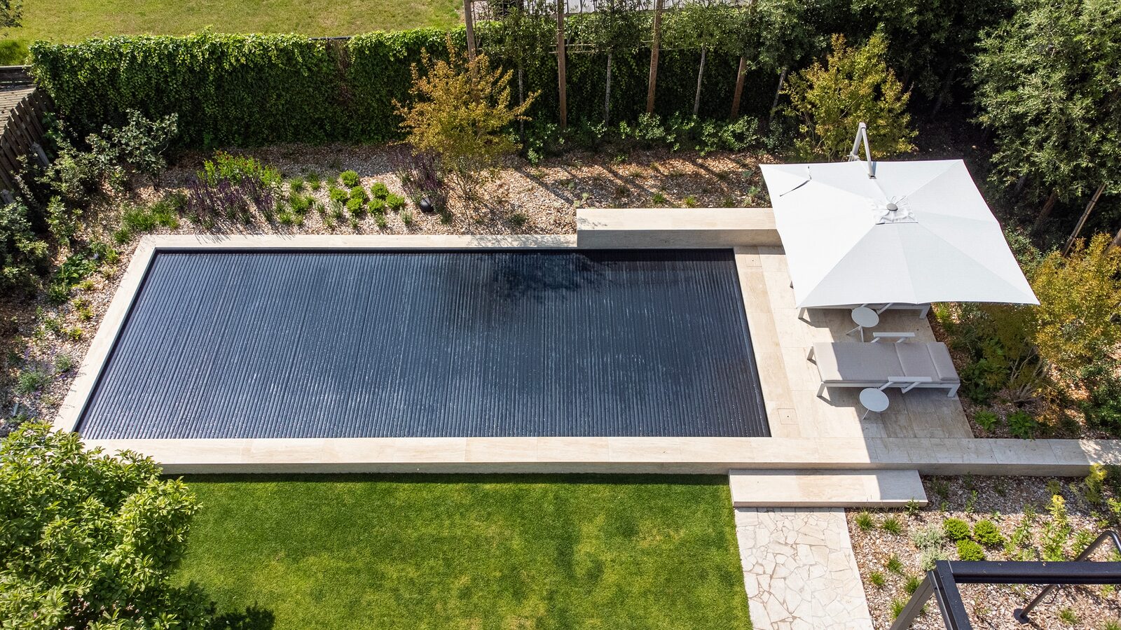 Pool Cover Systems investeert verder na sterke jaarhelft